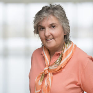 Mitarbeiterbild von Birgit Ast. Sie ist Mitarbeiterin in der Logistik.