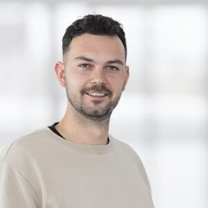 Das Mitarbeiterbild des Mediaberaters Sebastian Kaiser