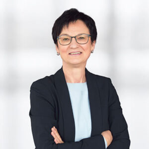 Das Mitarbeiterbild von Renate Patenfelder. Sie arbeitet als Mediaberaterin im Fachbereich Healthcare.