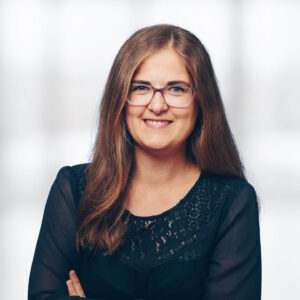 Das Mitarbeiterbild von Birgit Schulze. Sie arbeitet als Fachredakteurin für den Bereich Medizin.